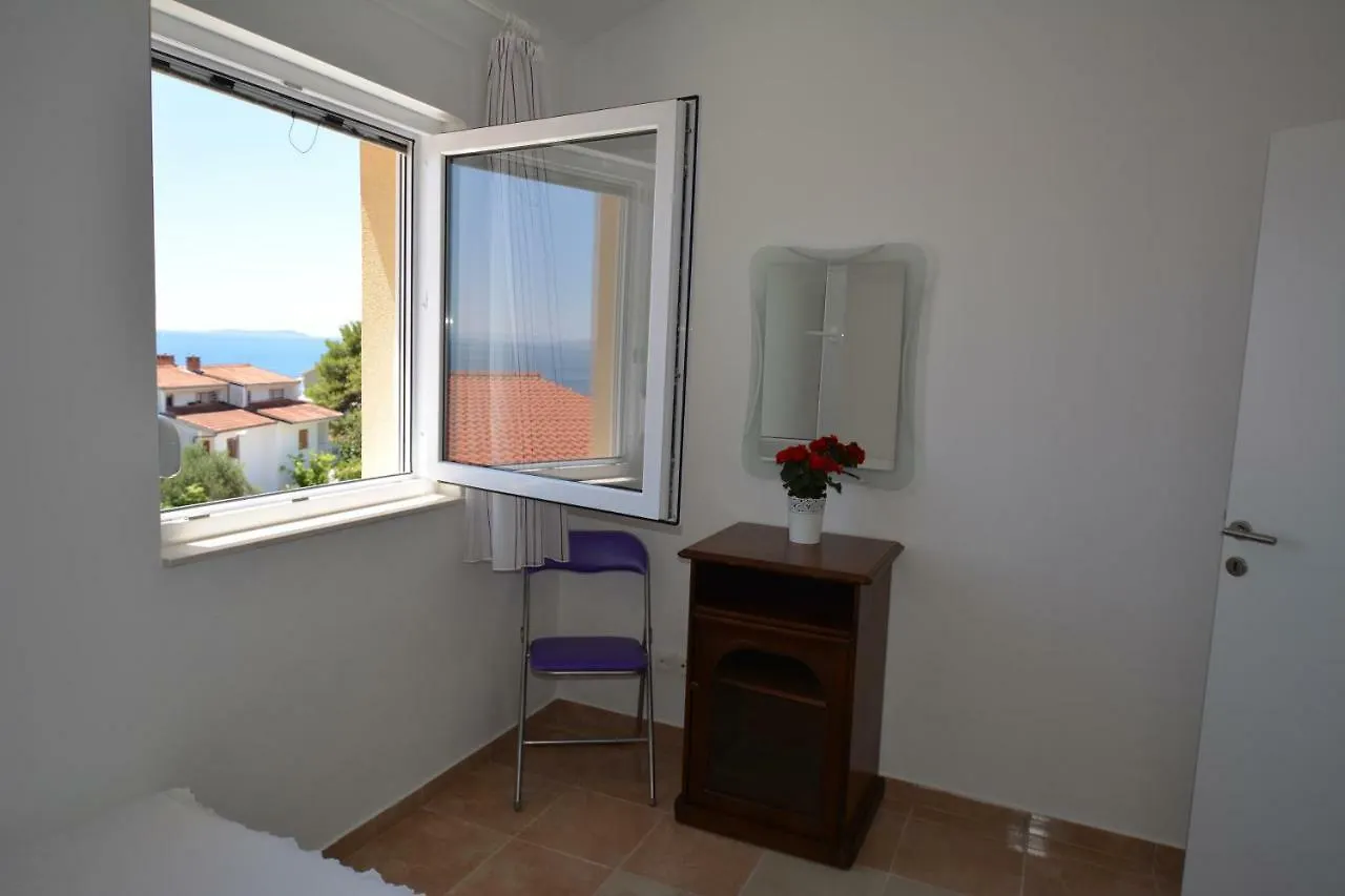 Apartments Otok 2 Trogir