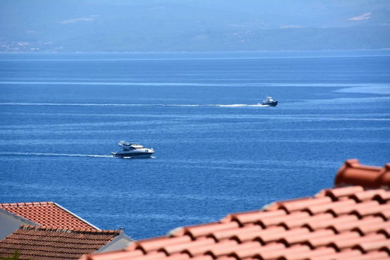 Apartments Otok 2 Trogir